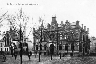 Amtsgericht und Rathaus vor Bauabschnitt 1.
